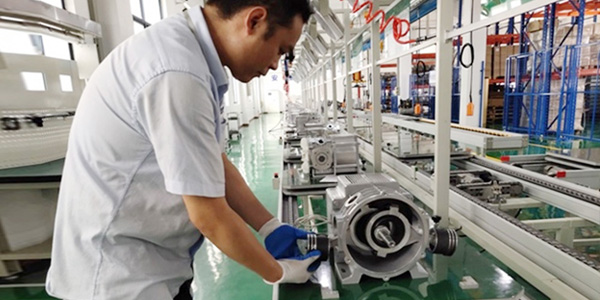 為什么選擇無油空壓機(jī)？無油空壓機(jī)有什么優(yōu)點(diǎn)？